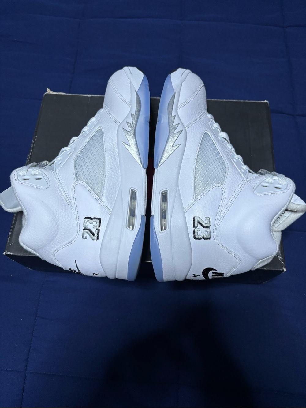 Jordan 5 Retro White Metallic 2026 Size 10.5 - Picture 2 of 9